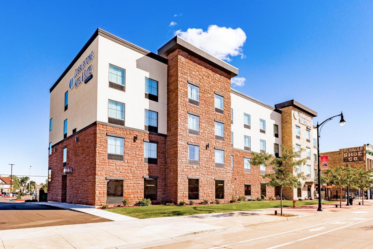 Cobblestone Hotel & Suites Superior Exteriér fotografie